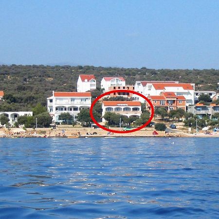 Apartments By The Sea Mandre, Pag - 8655 Колан Экстерьер фото