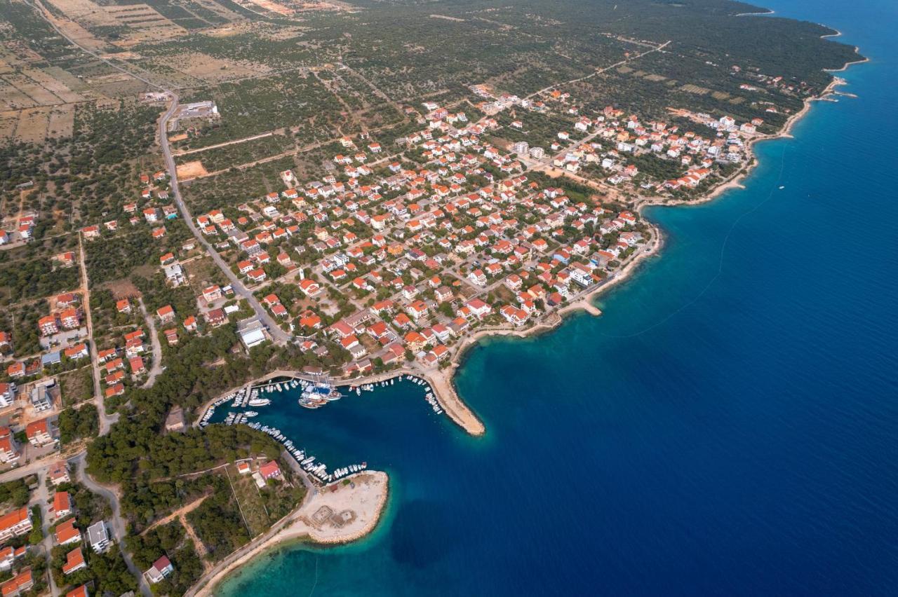 Apartments By The Sea Mandre, Pag - 8655 Колан Экстерьер фото